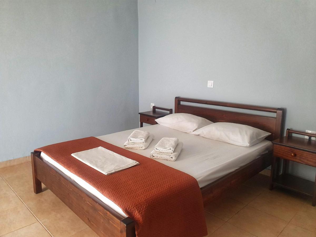 Galini Rooms Sikinos Travel Exteriör bild