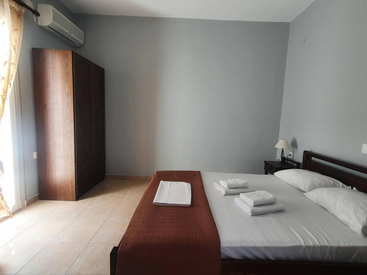 Galini Rooms Sikinos Travel Exteriör bild