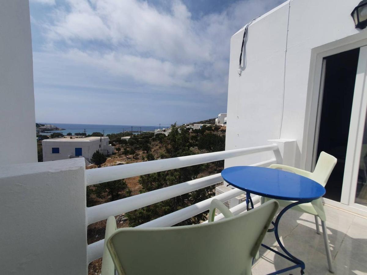 Galini Rooms Sikinos Travel Exteriör bild