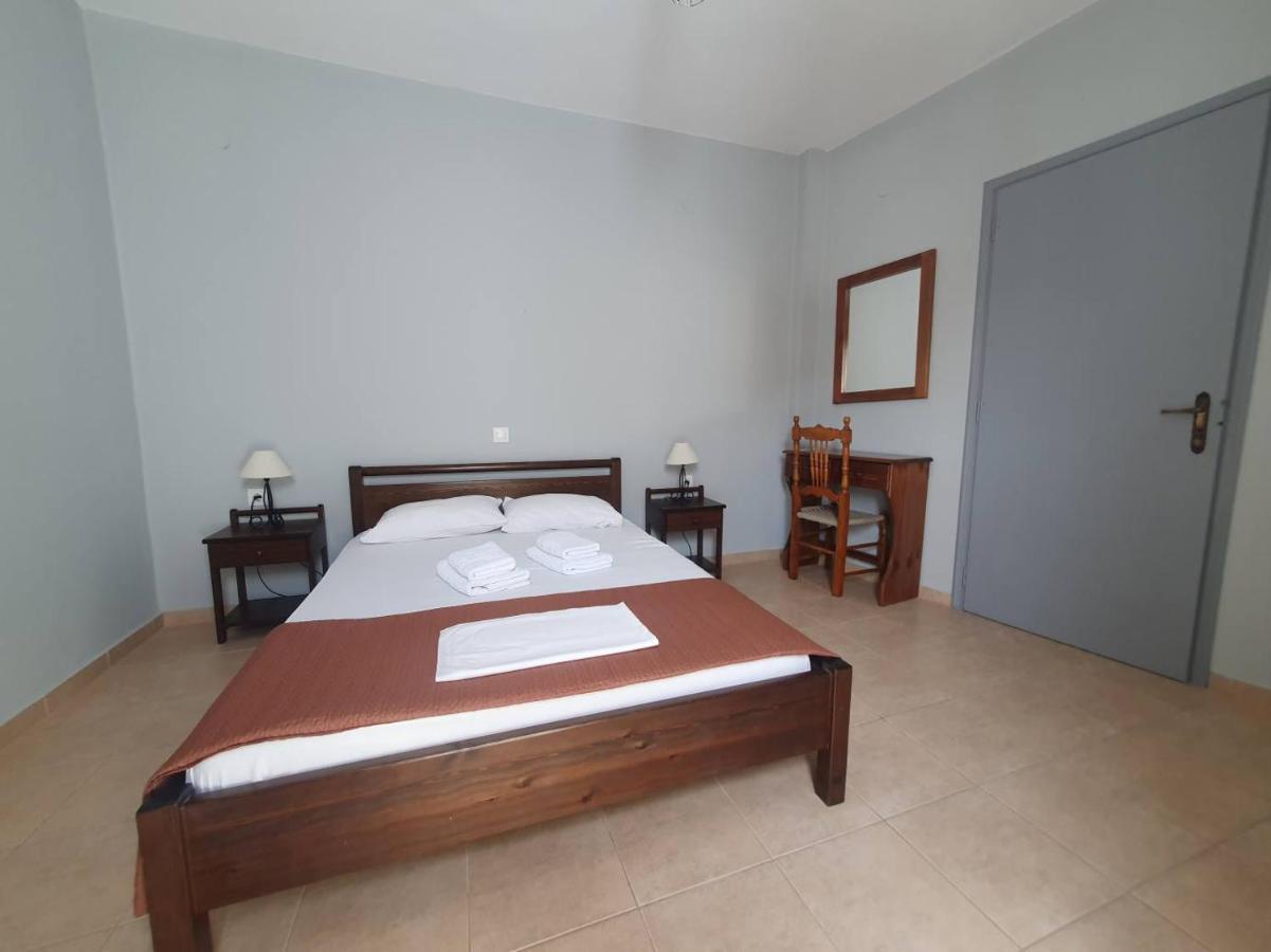 Galini Rooms Sikinos Travel Exteriör bild